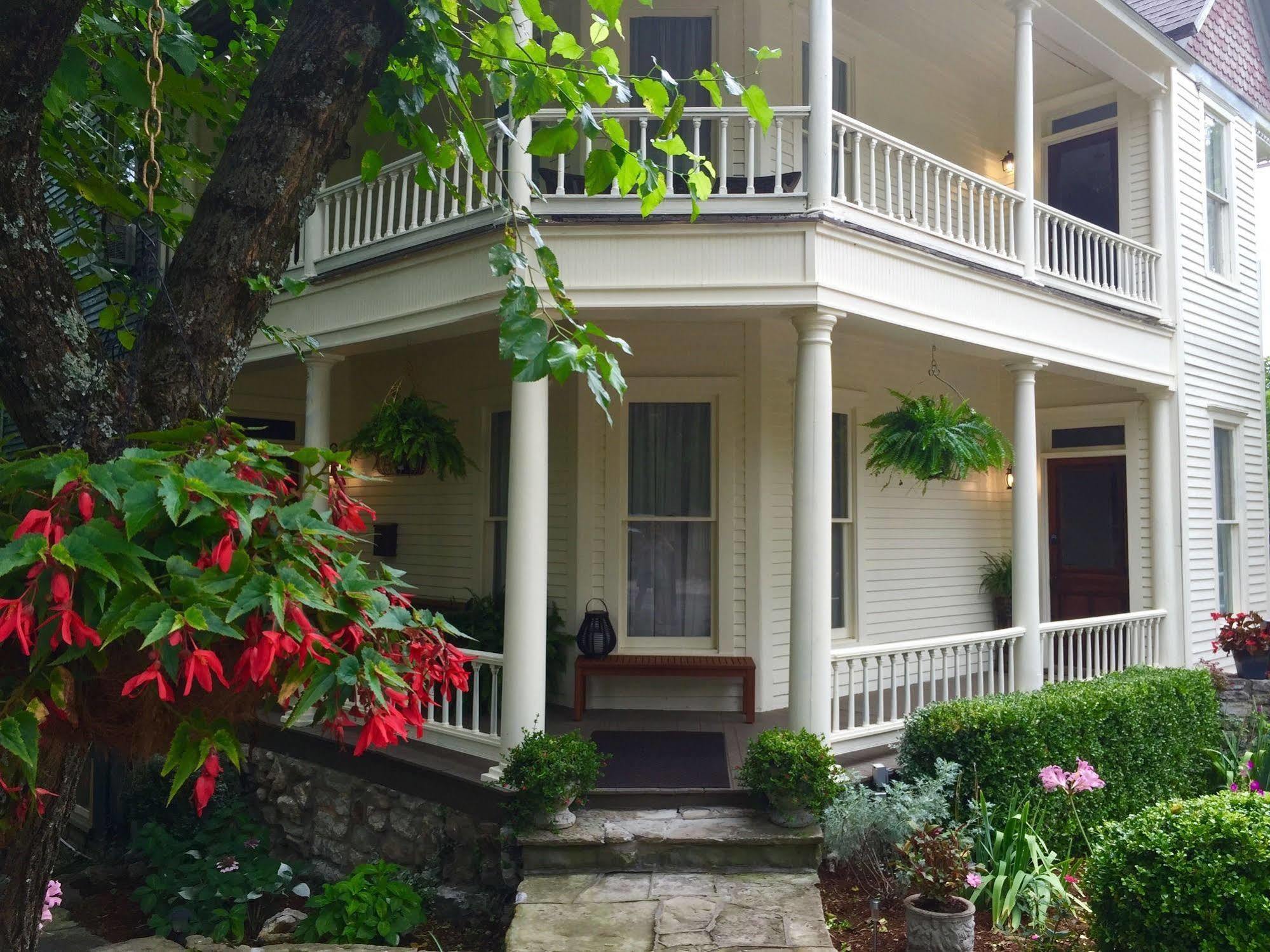 Eureka Zen Cottages Eureka Springs Buitenkant foto